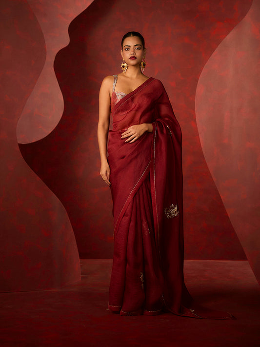 The 'Midnight Kiss' Saree in Maroon