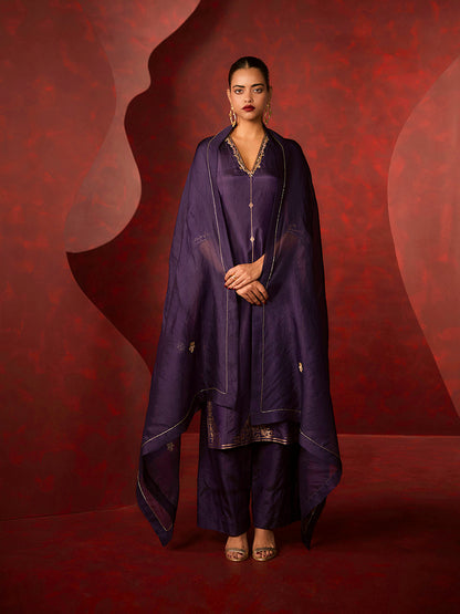 The 'Endless Love' Kurta Set in Navy