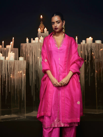 The 'Endless Love' Kurta Set in Pink