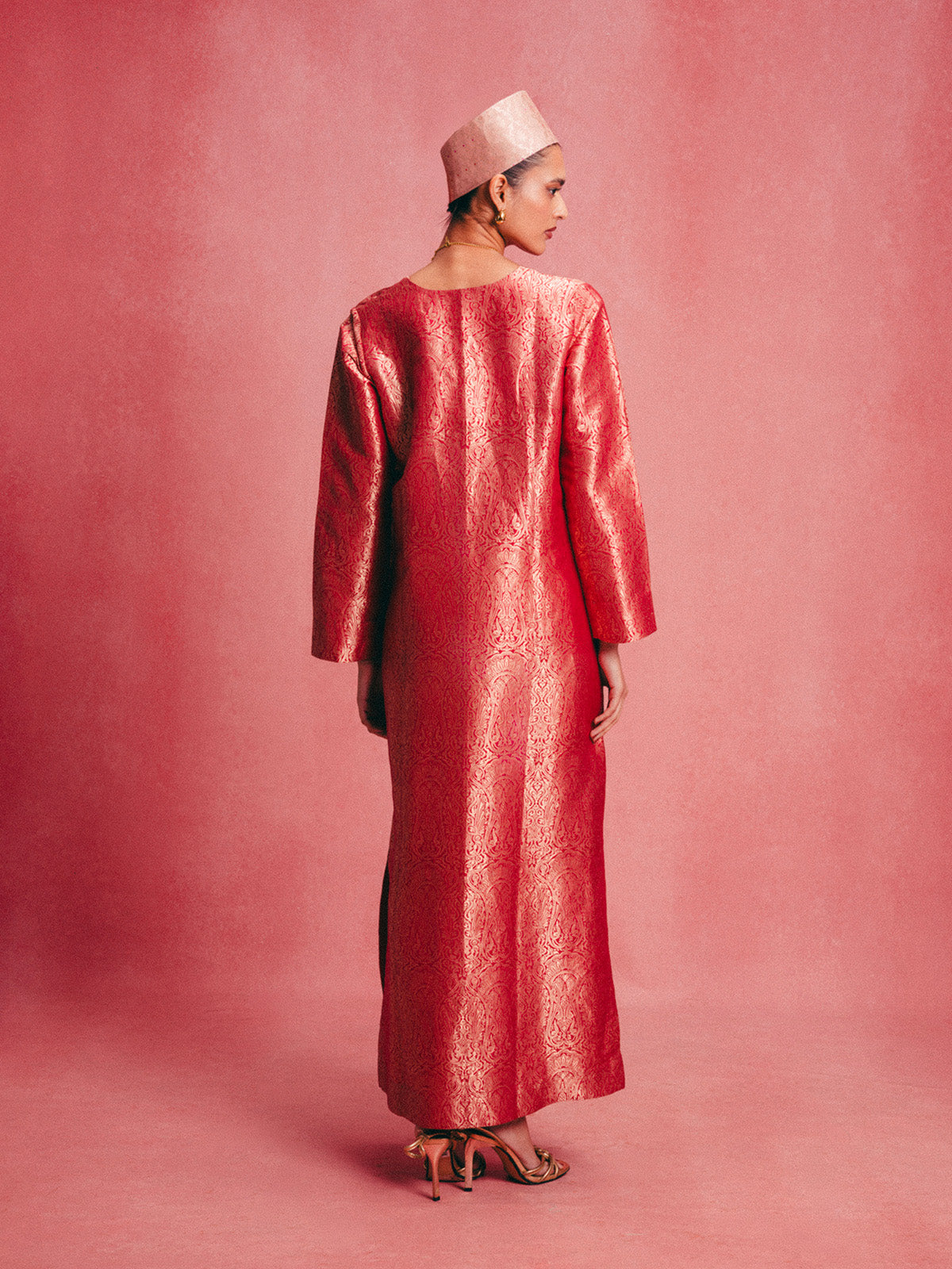 Handwoven Salmon Pink Banarasi Kaftan