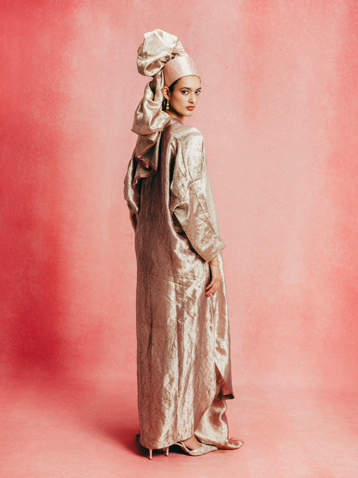 Handwoven Dusty Rose Banarasi Kaftan