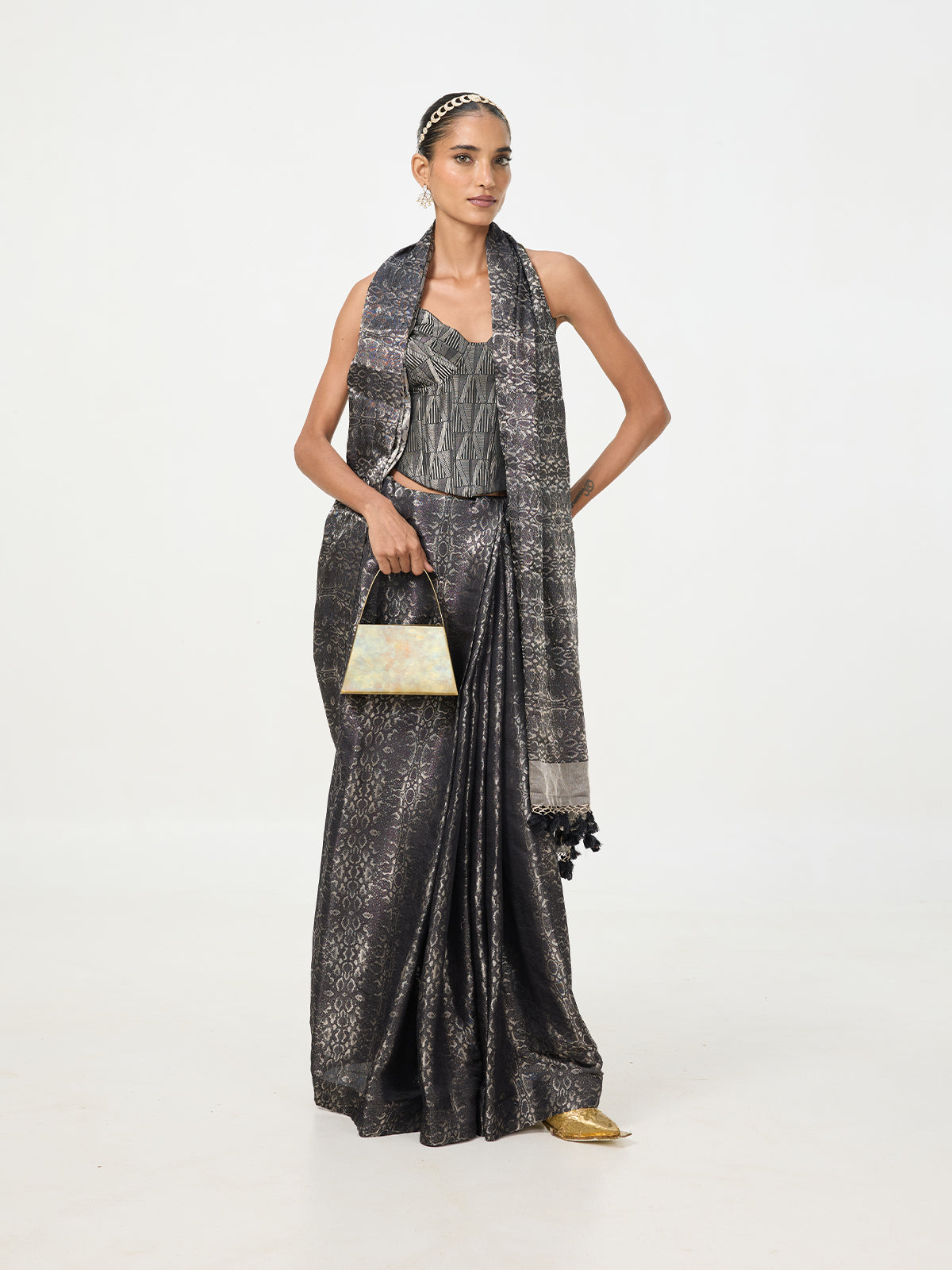 Handwoven Noir Tissue Saree