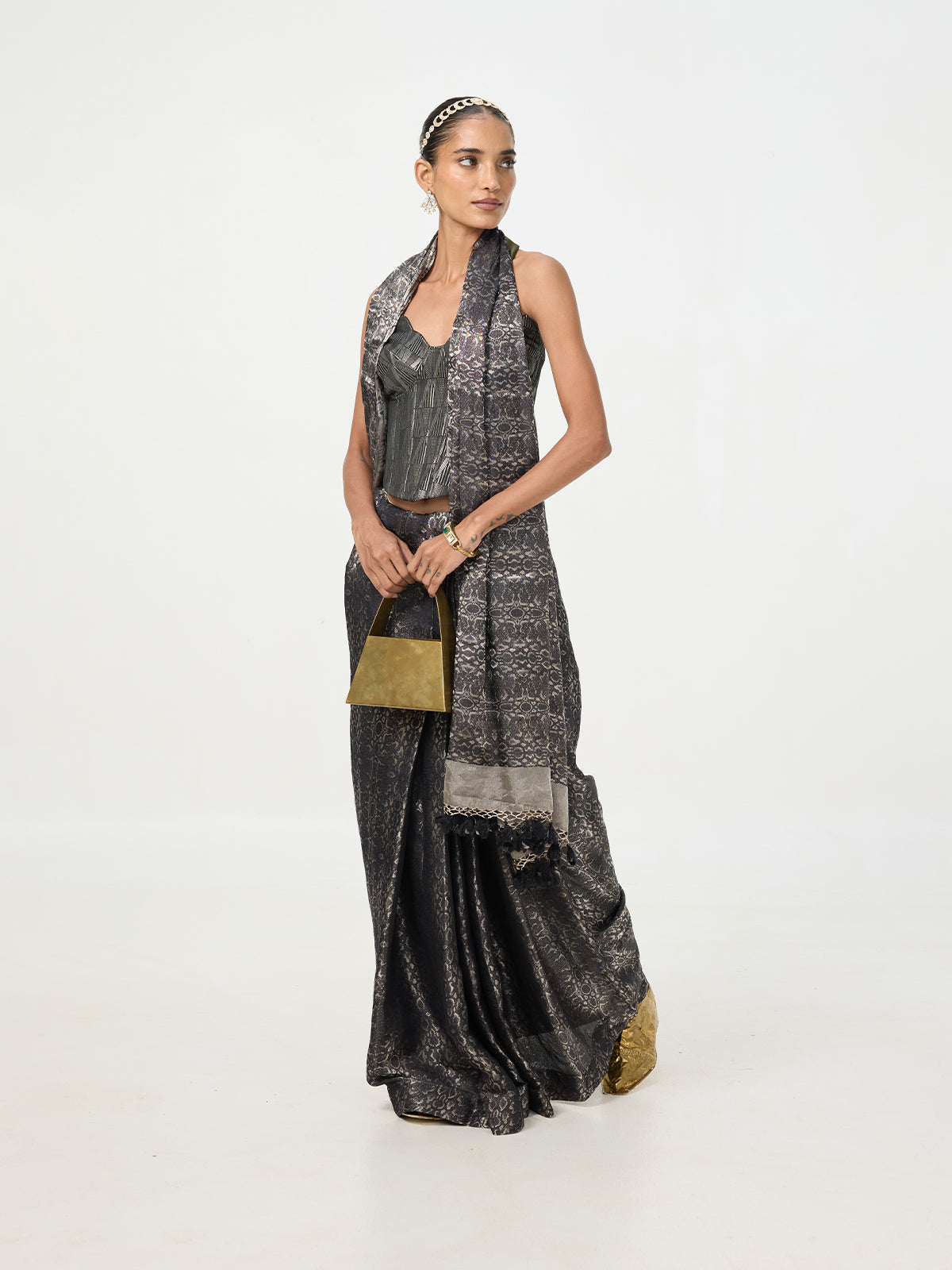 Handwoven Noir Tissue Saree