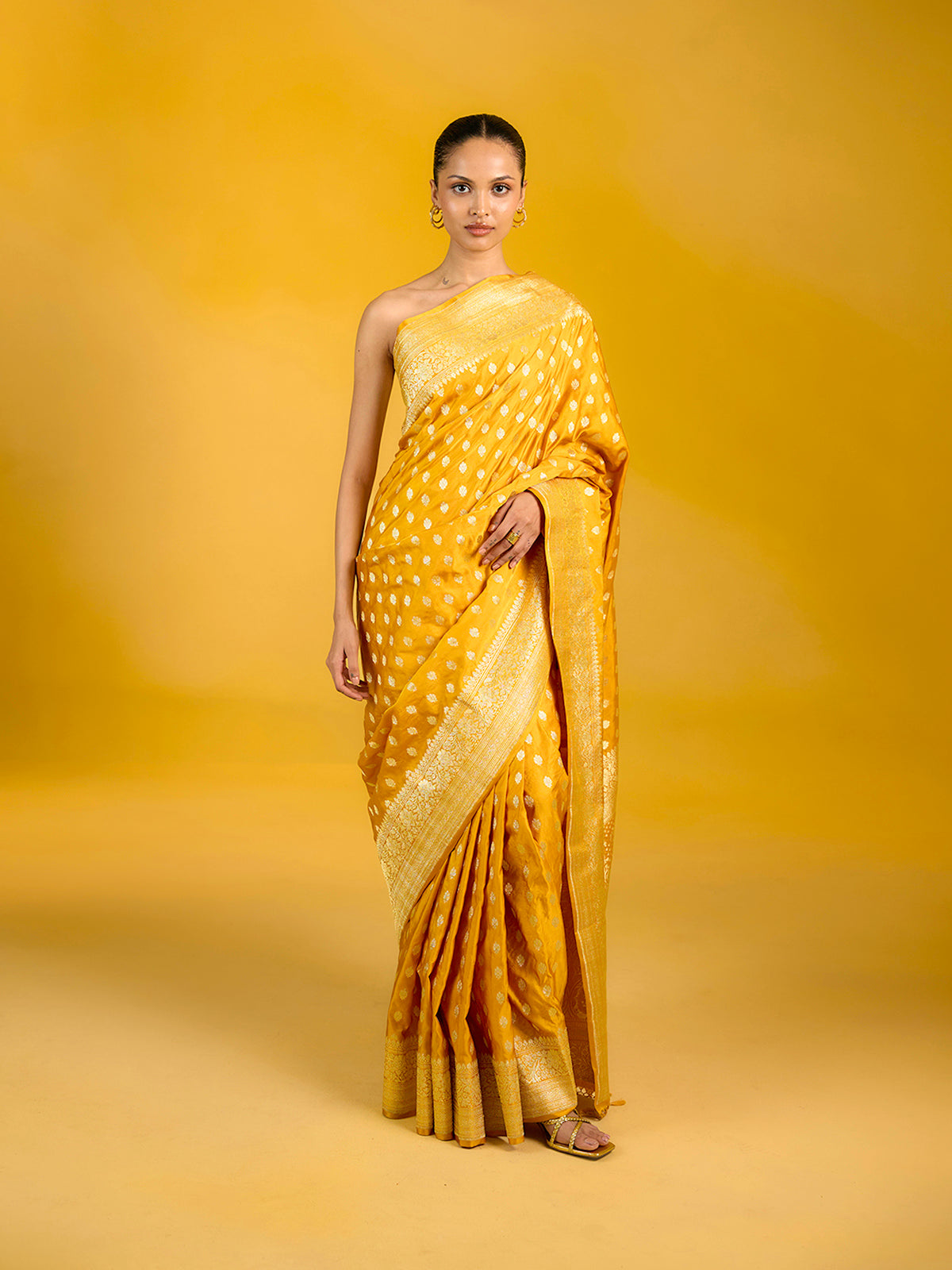 Kesar Saree