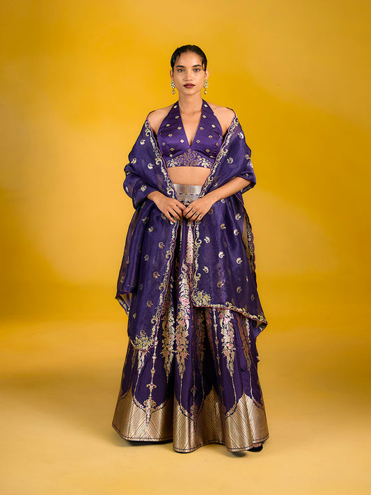 Kasturi Lehenga