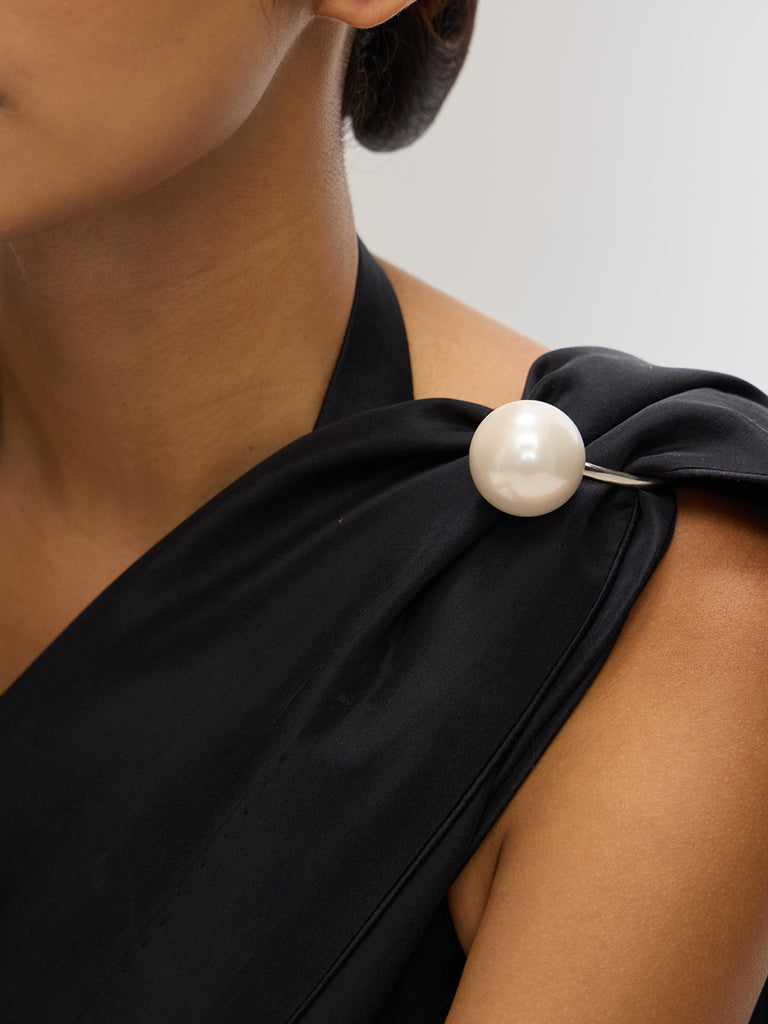 The Alice Pallu Holder by Ekaya x Anaash