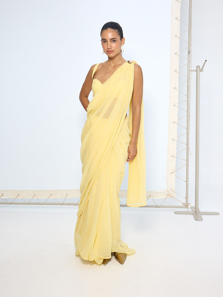 Soft Yellow Movable Brooch Saree