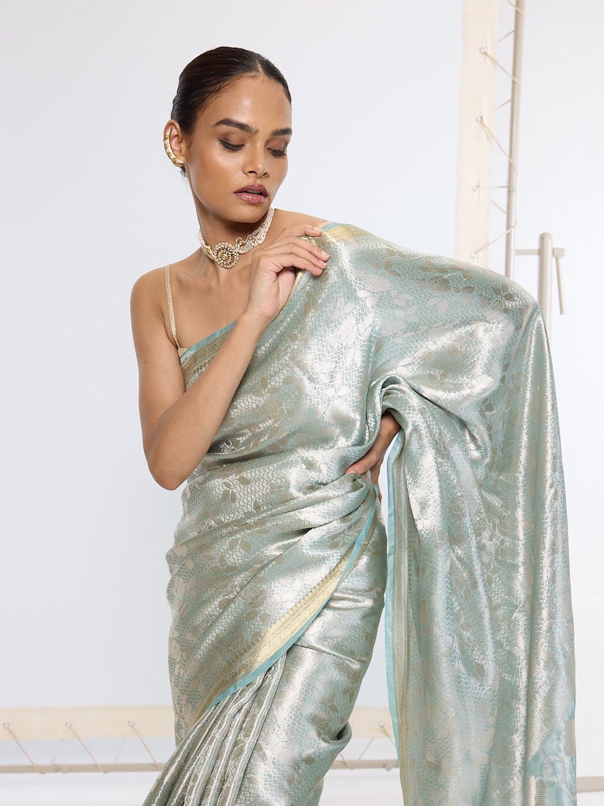 Handwoven Sea Green Tissue Saree