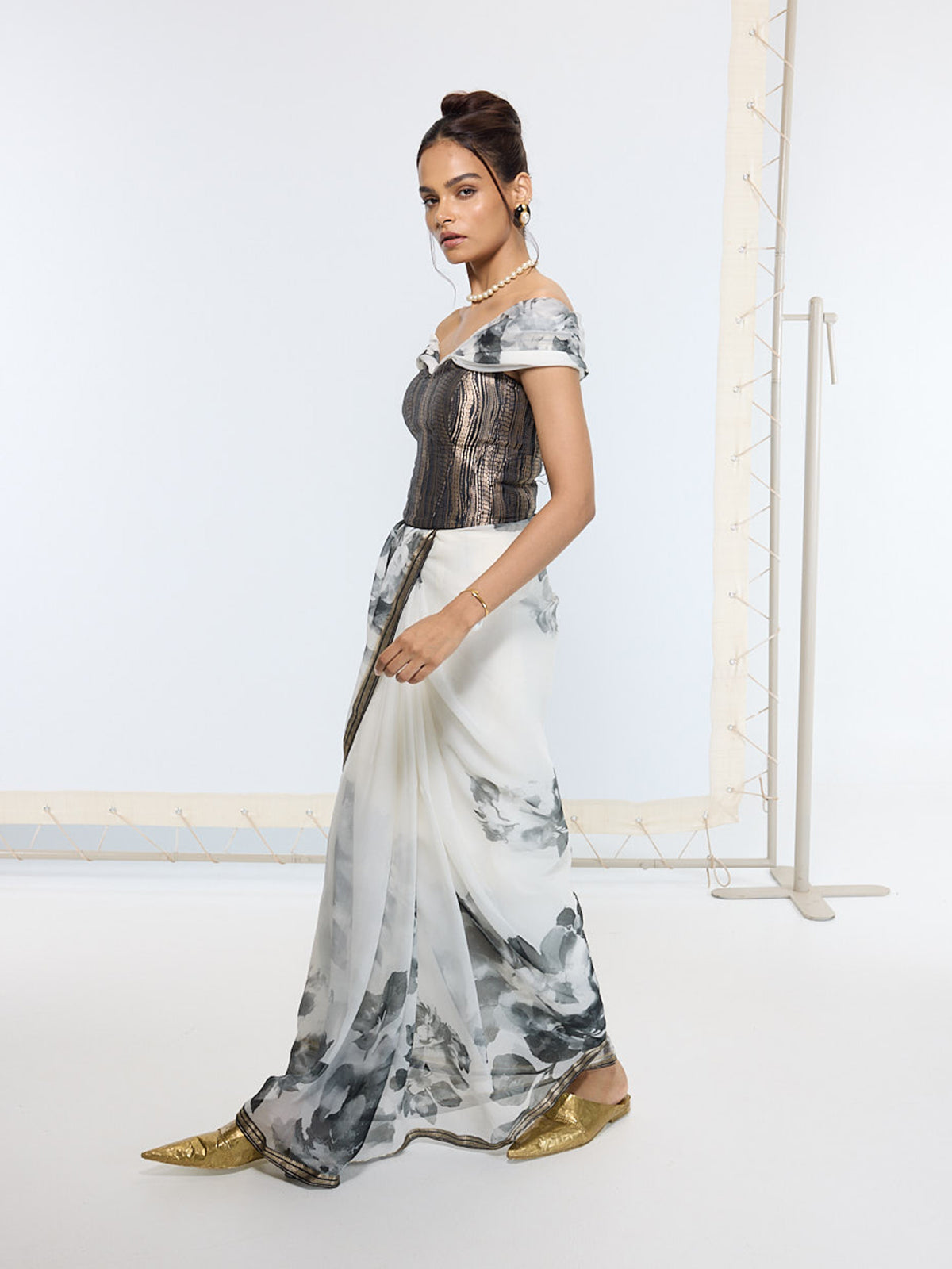 Handwoven Black Printed Saree