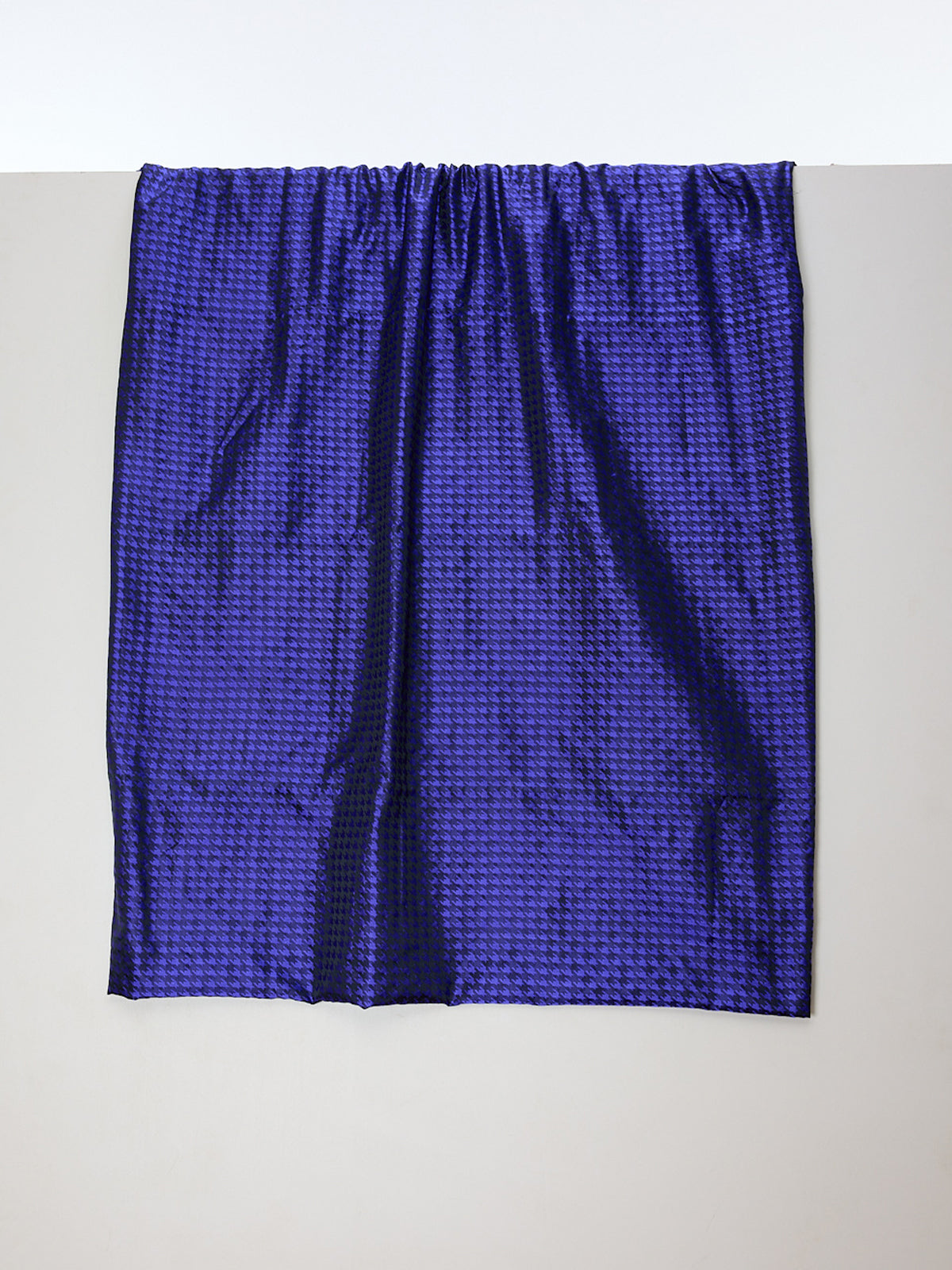 Handwoven Dark Blue Tanchoi Banarasi Fabric