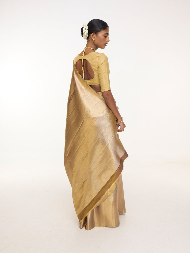 Handwoven Soft-Gold Kanjivaram Sareee