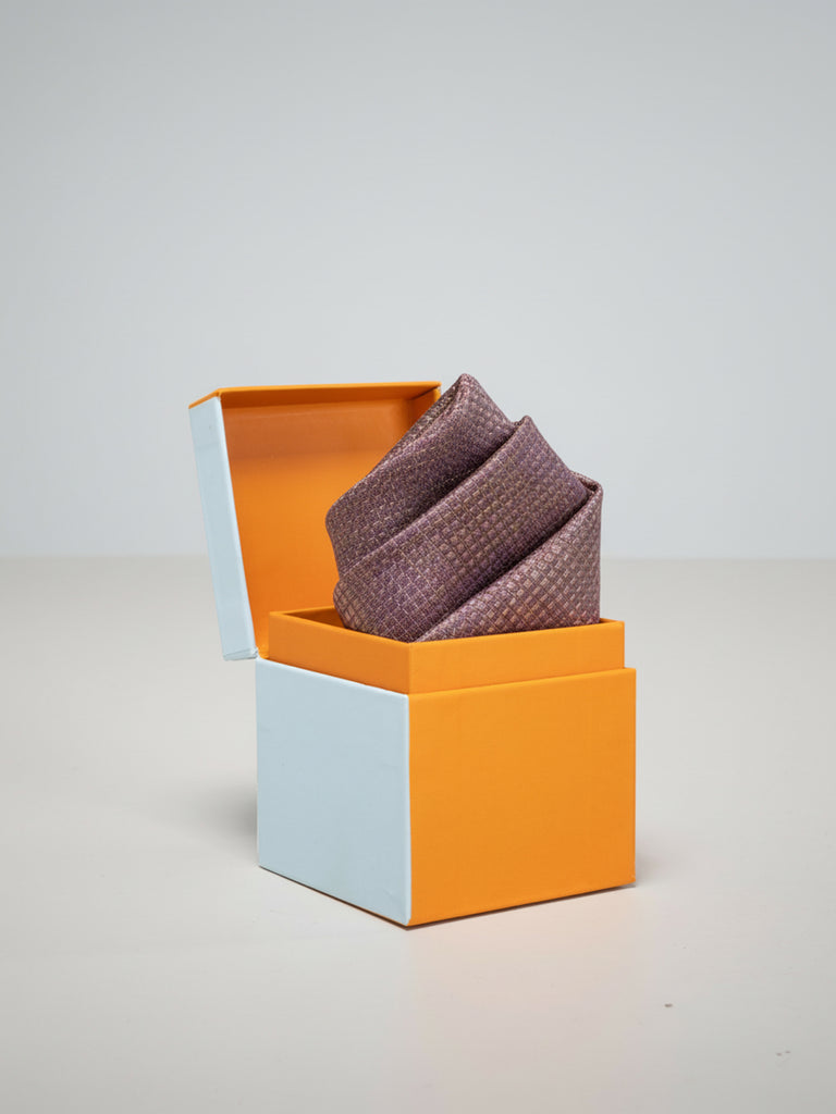 Handwoven Soft Mauve Georgette Pocket Square