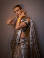 Nivi Handwoven Pre-draped Saree