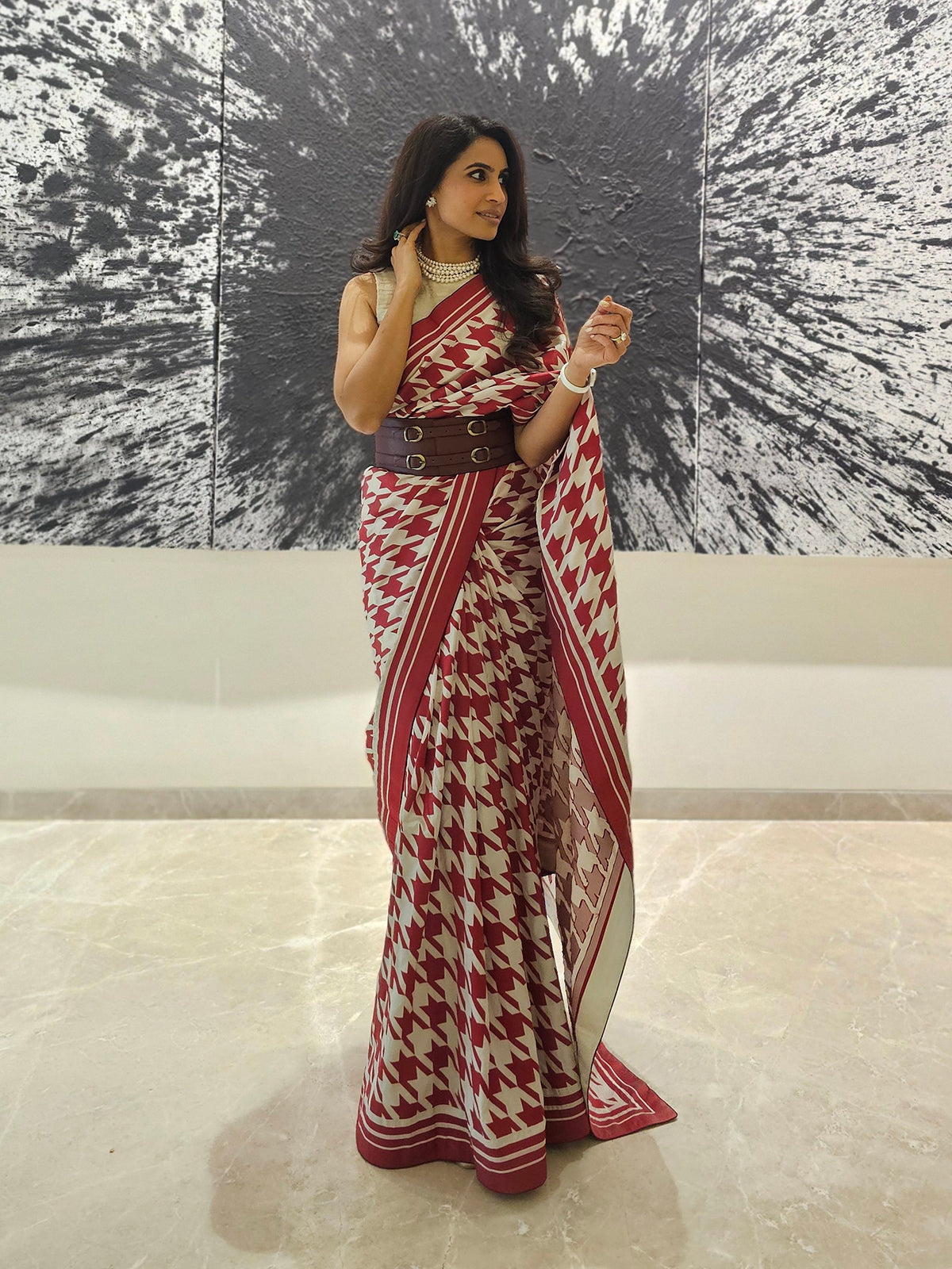 Amrita Thakur in Deep Red Gerum Saree