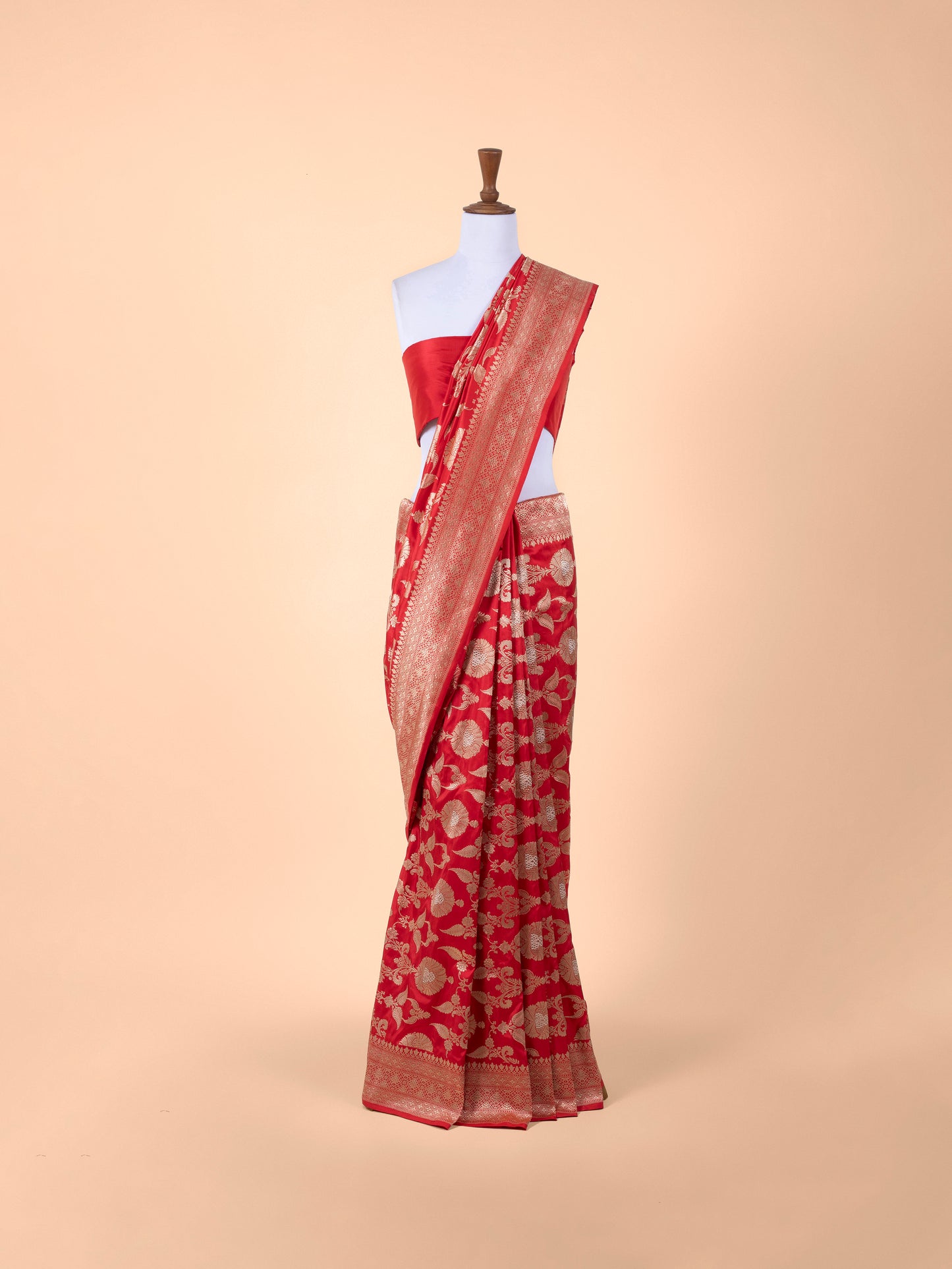 Handwoven  Red Silk Saree