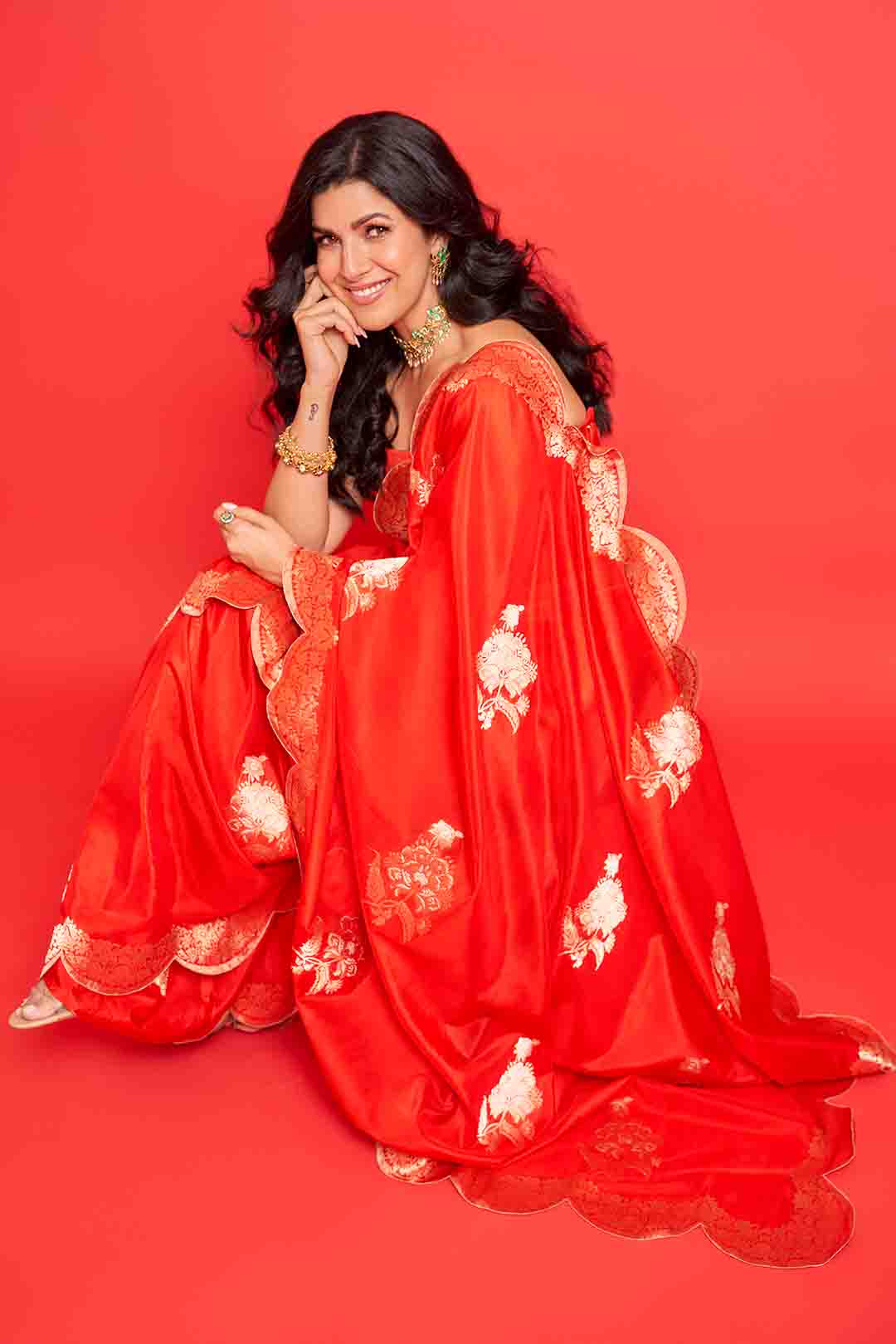 Sayani Gupta in Handwoven Red Silk Saree