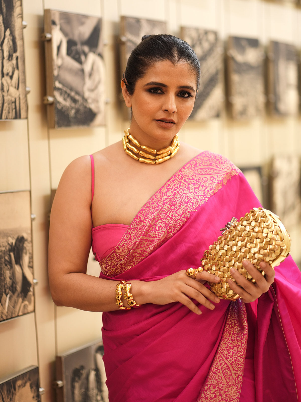 Natasha Luthra In Handwoven Pink Silk Saree