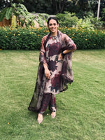 Cloudy Grey Printed Kurta Set