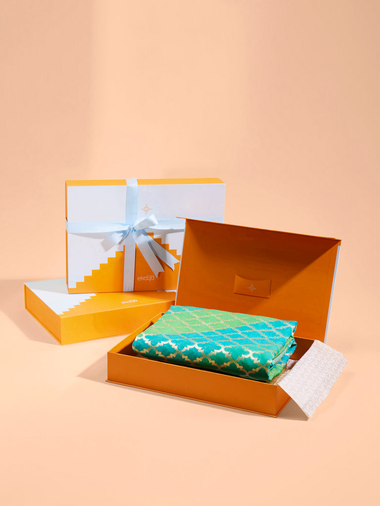 Handwoven Paris Green Georgette Saree