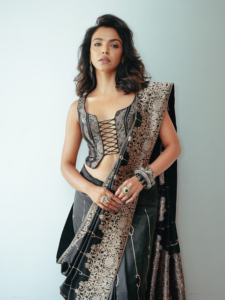 Handwoven Black Mashroo Silk Saree