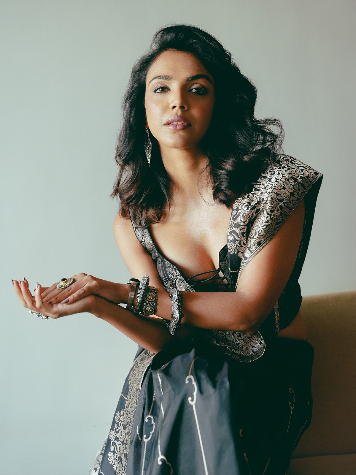 Handwoven Black Mashroo Silk Saree