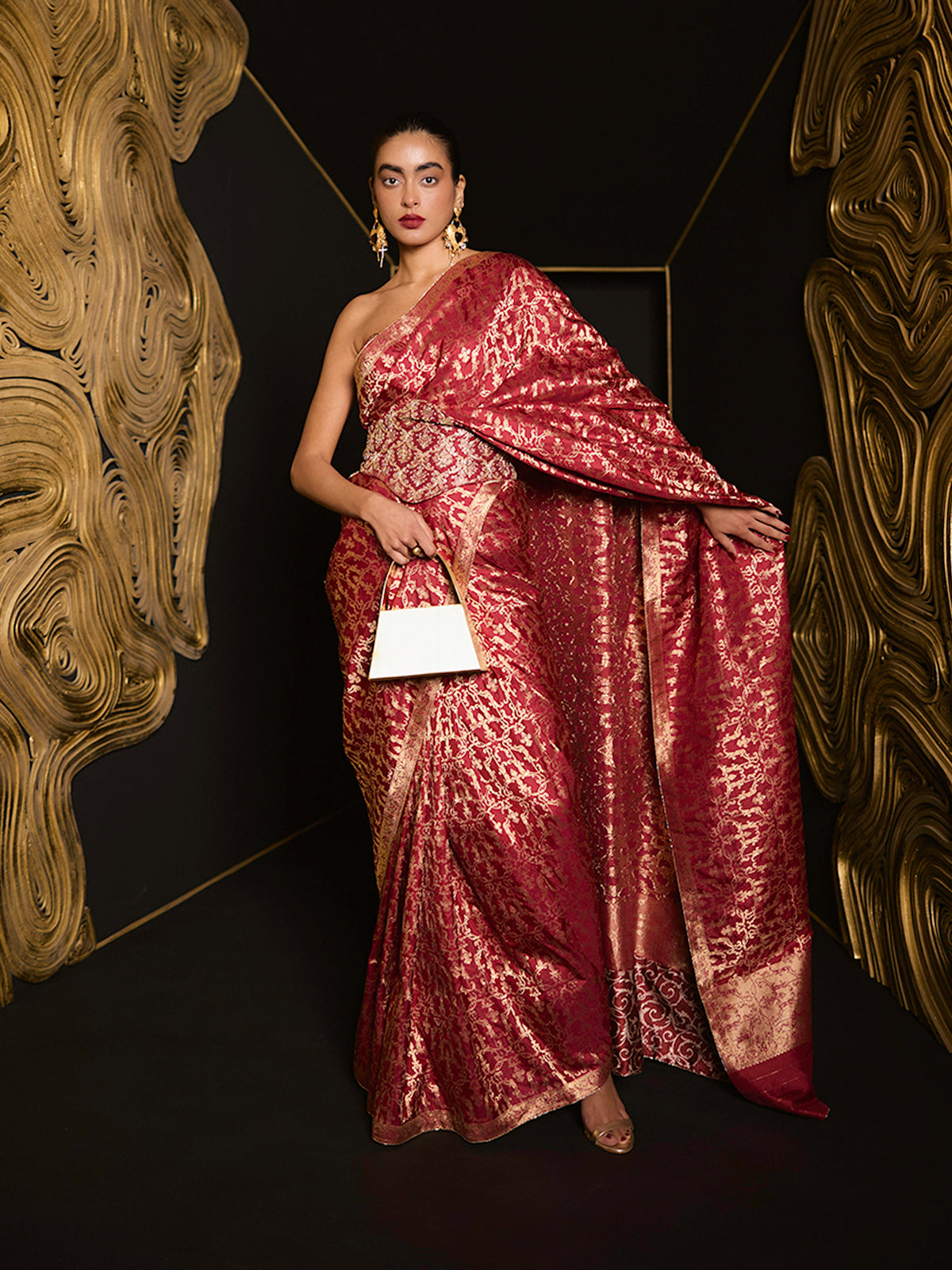 The 'True Love' Saree in Maroon