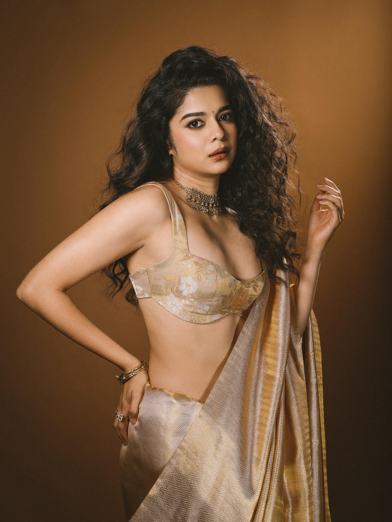 Mithila Palkar in Handwoven Gold Kanjivaram Saree