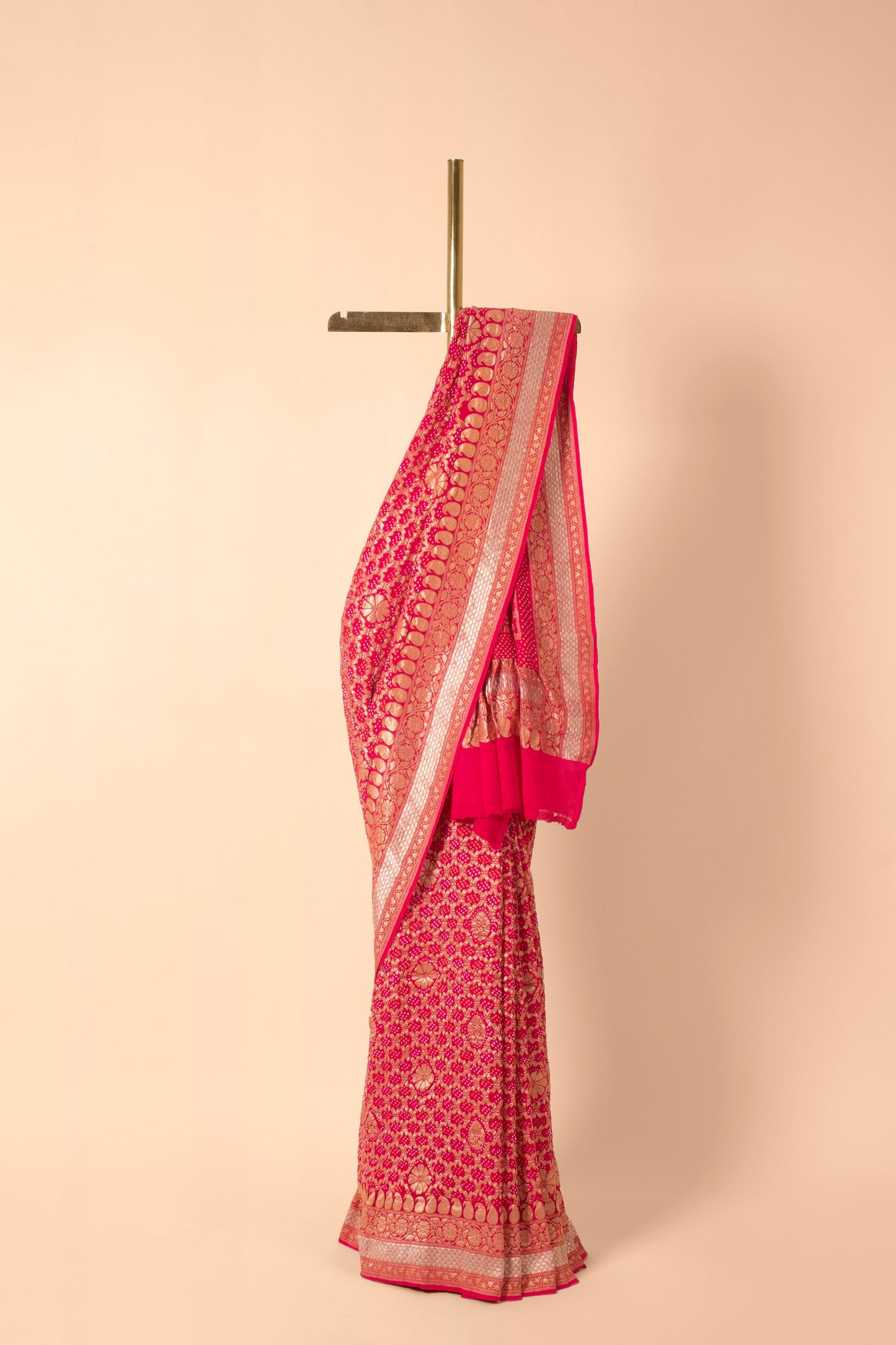 Handwoven Pink Bandhani Sari