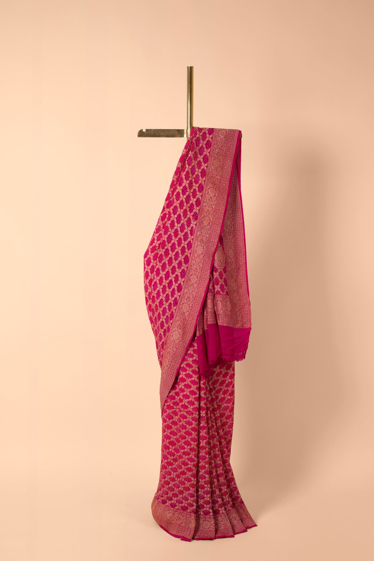 Handwoven Pink Bandhani Sari