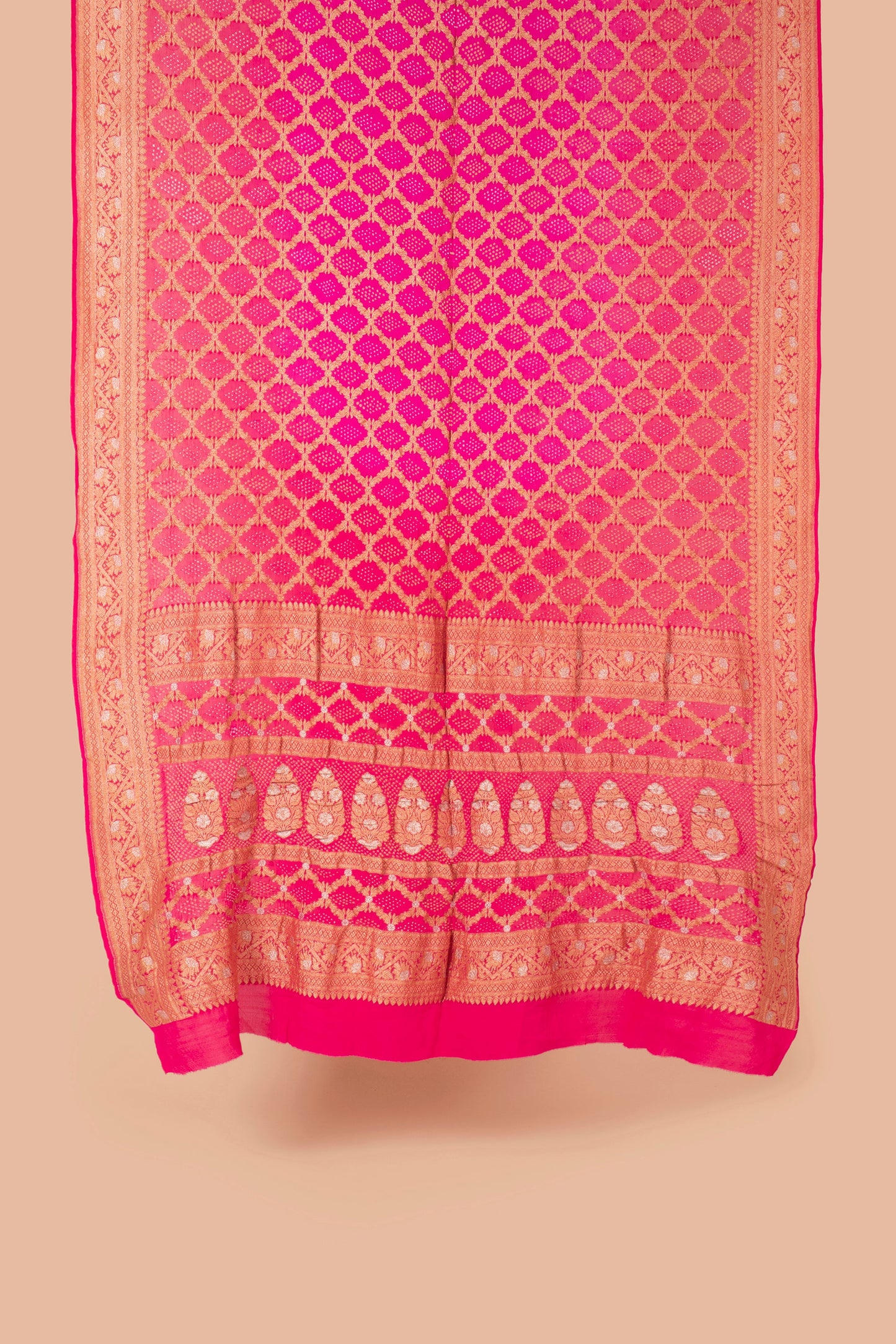 Handwoven Pink Bandhani Sari