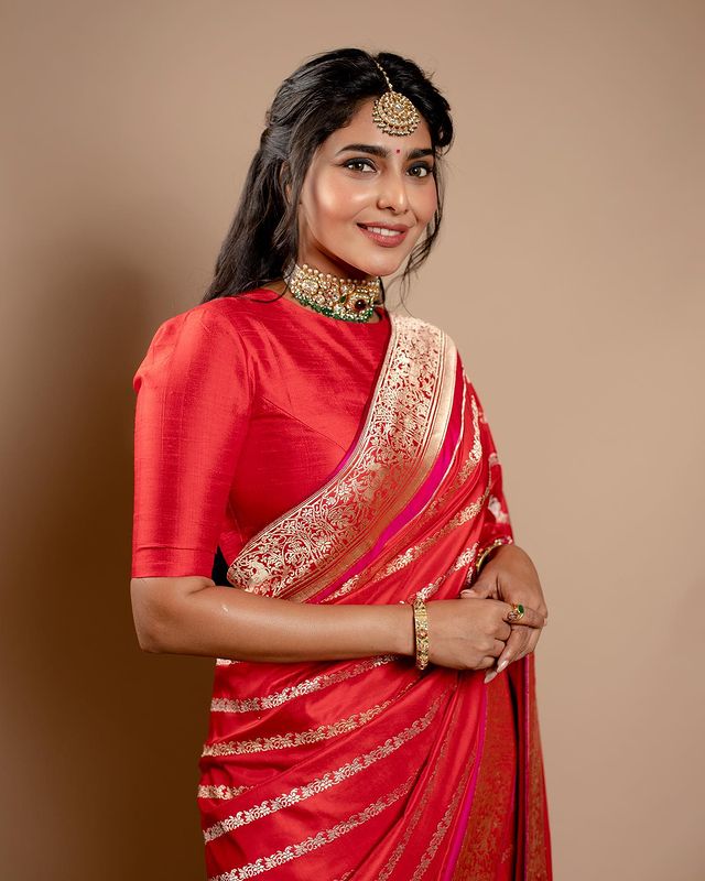Aishwarya Lekshmi in Handwoven Red Silk Saree
