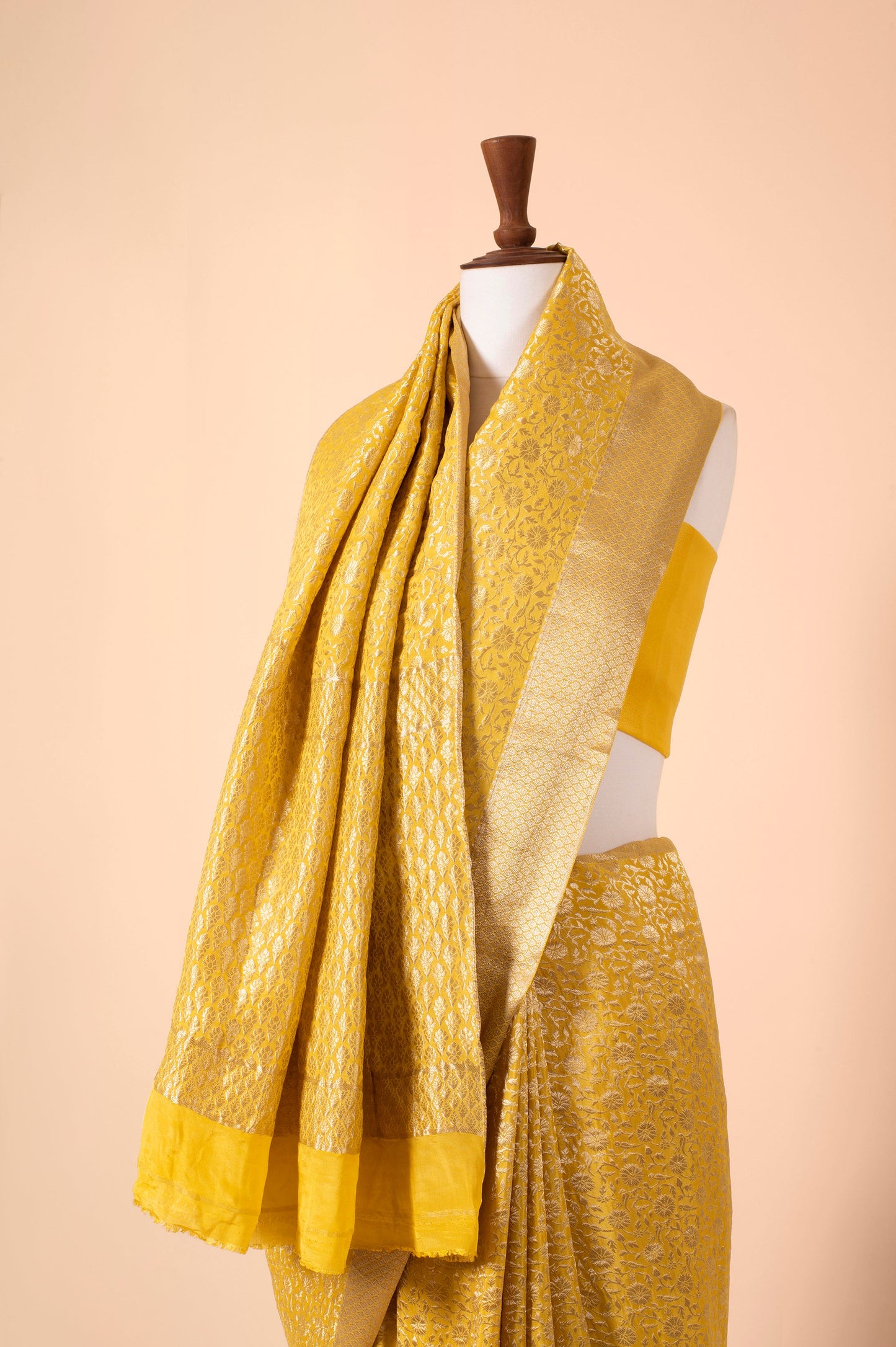 Handwoven Yellow Georgette Sari