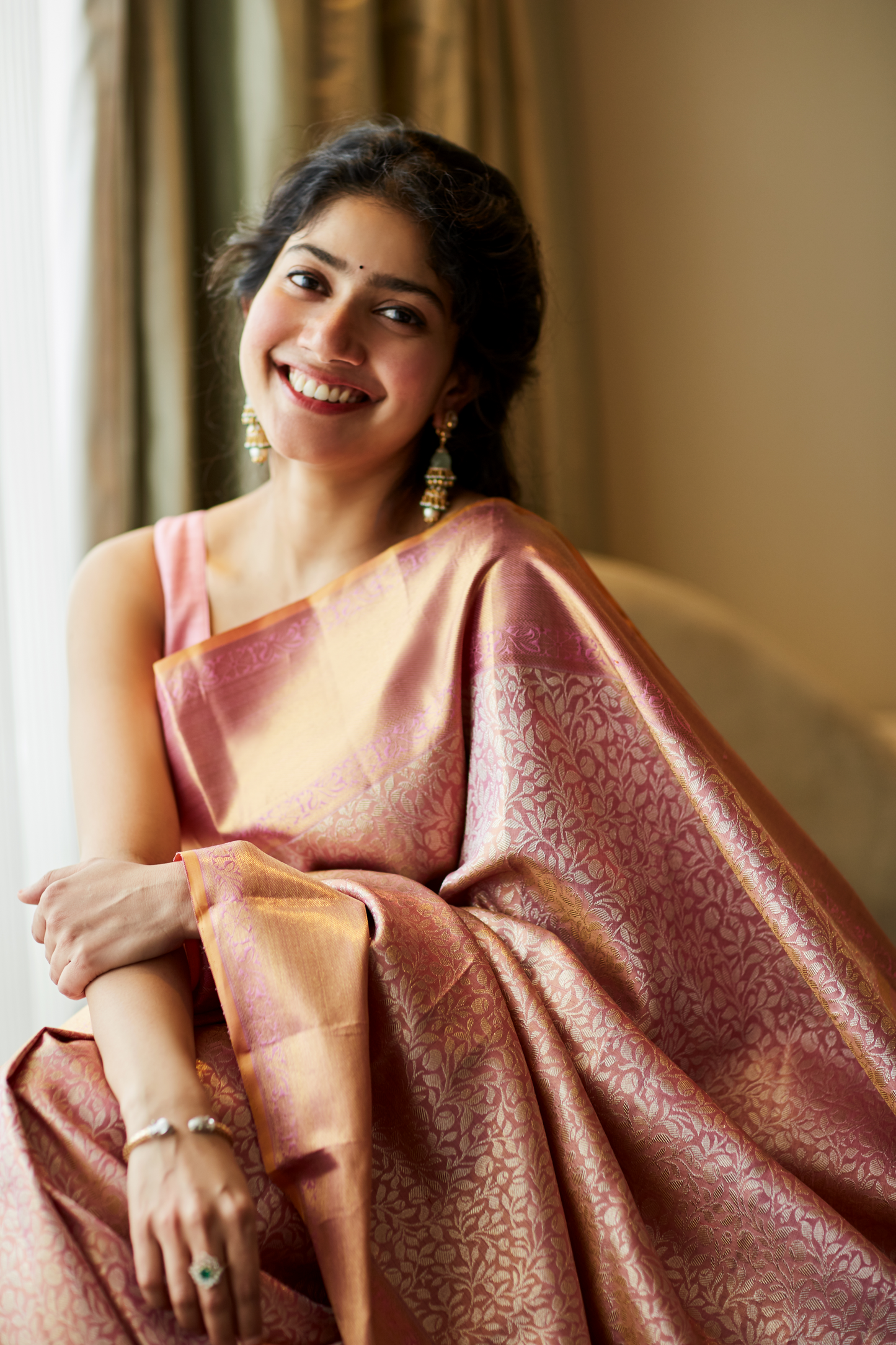 Sai Pallavi in Handwoven Pink Real Zari Kanjivaram Silk Saree