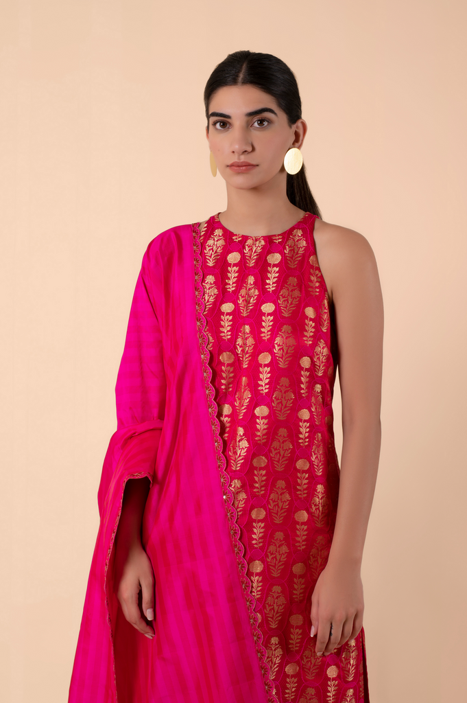 Handwoven Pink Silk kurta