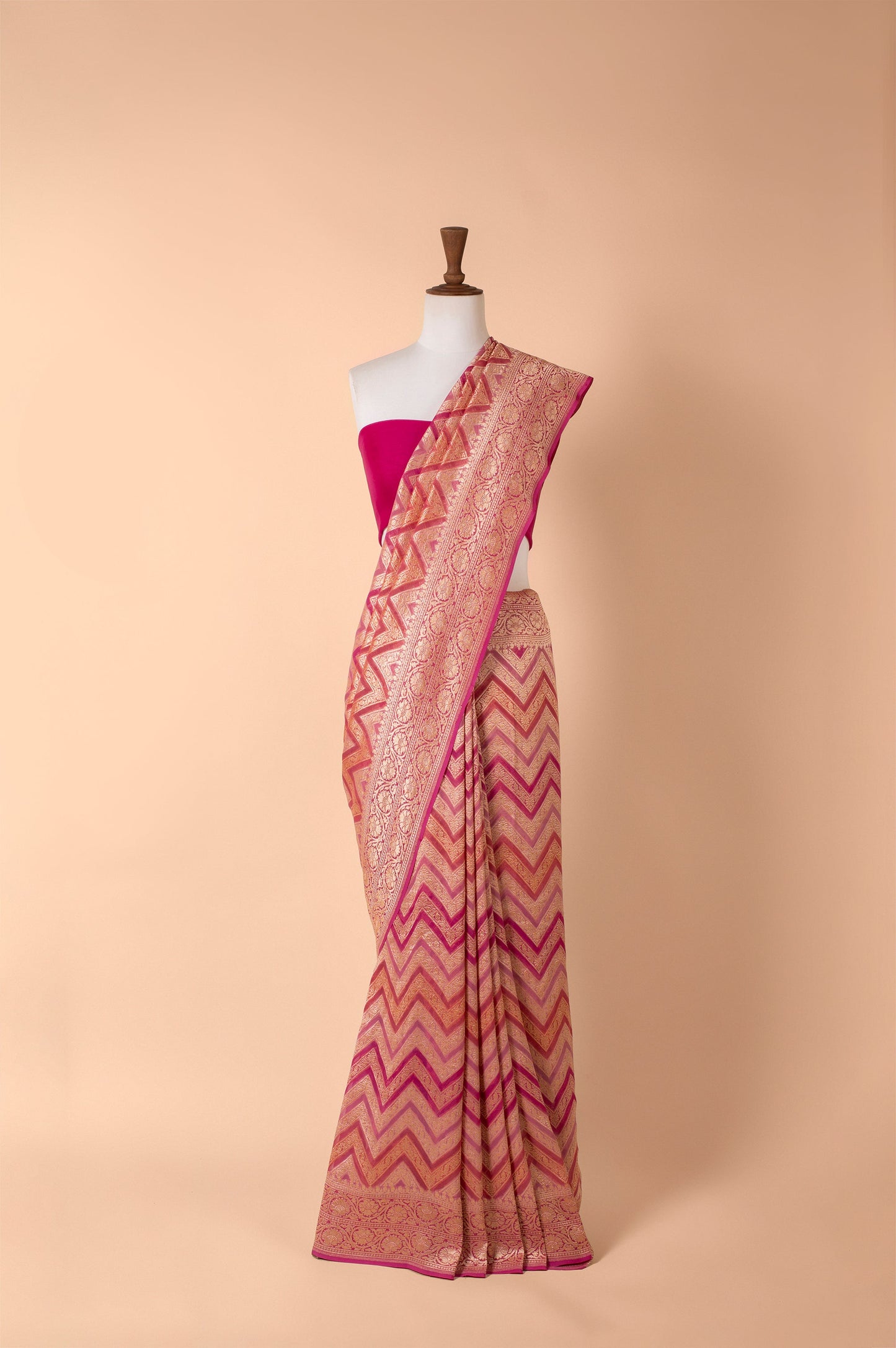 Handwoven Pink Georgette Sari