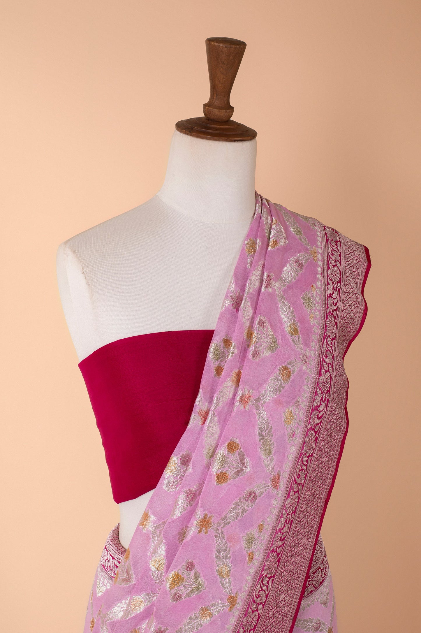 Handwoven Pink Georgette Sari