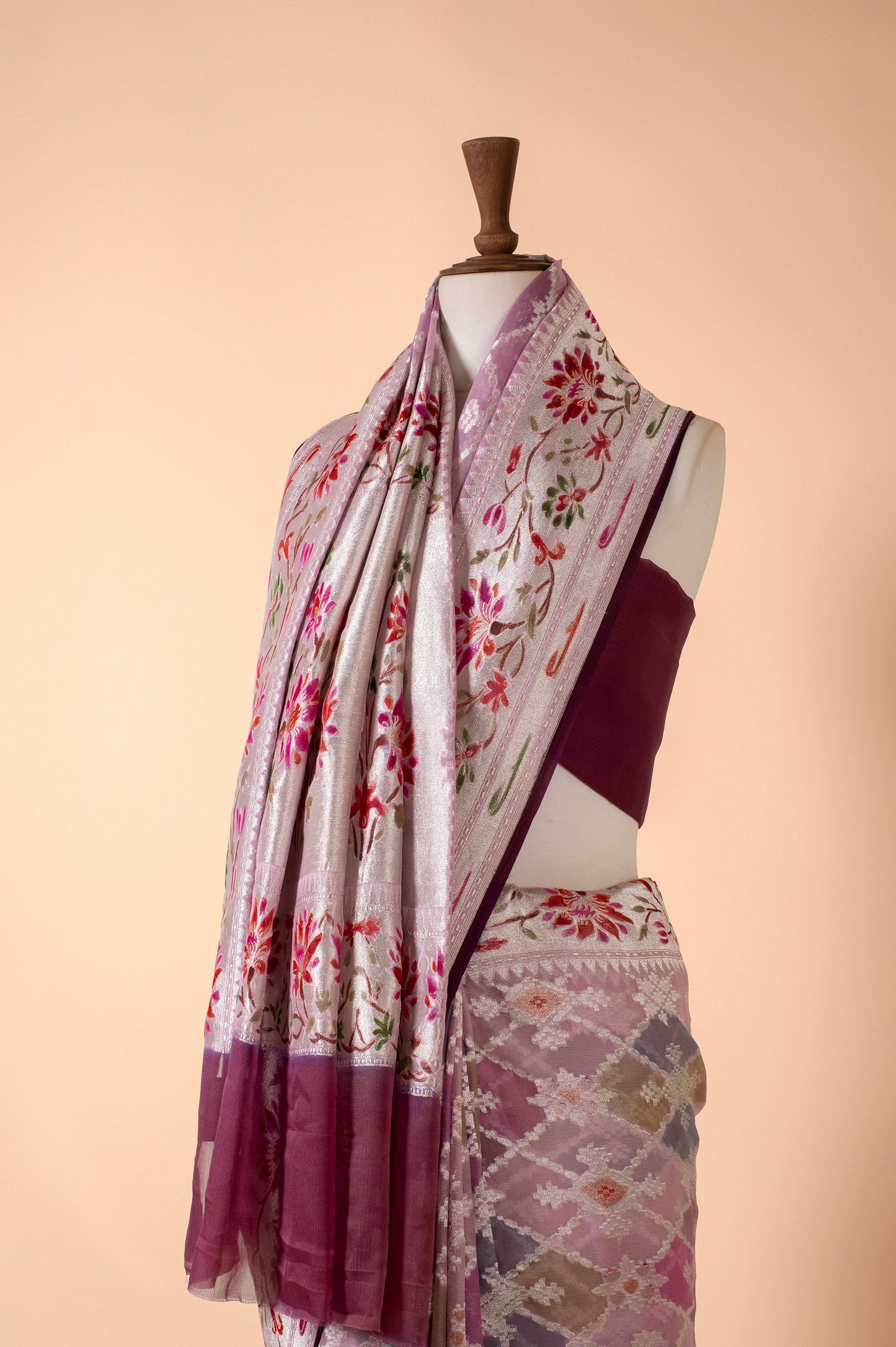 Handwoven Pink Georgette Sari