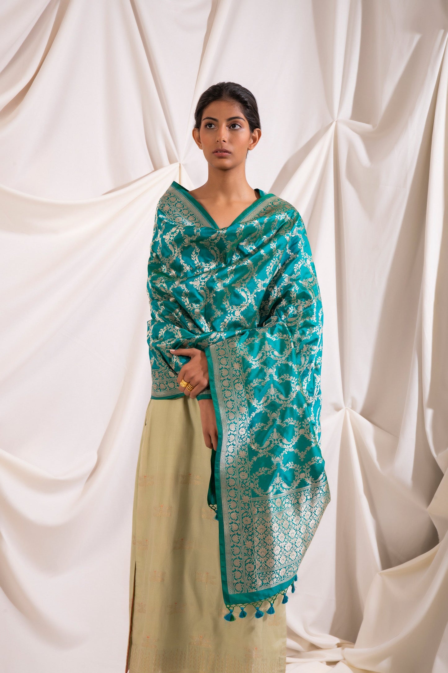 Handwoven Green Silk Dupatta