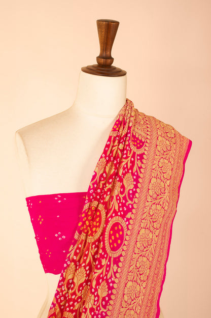 Handwoven Red and Pink Georgette Bandhani Saree