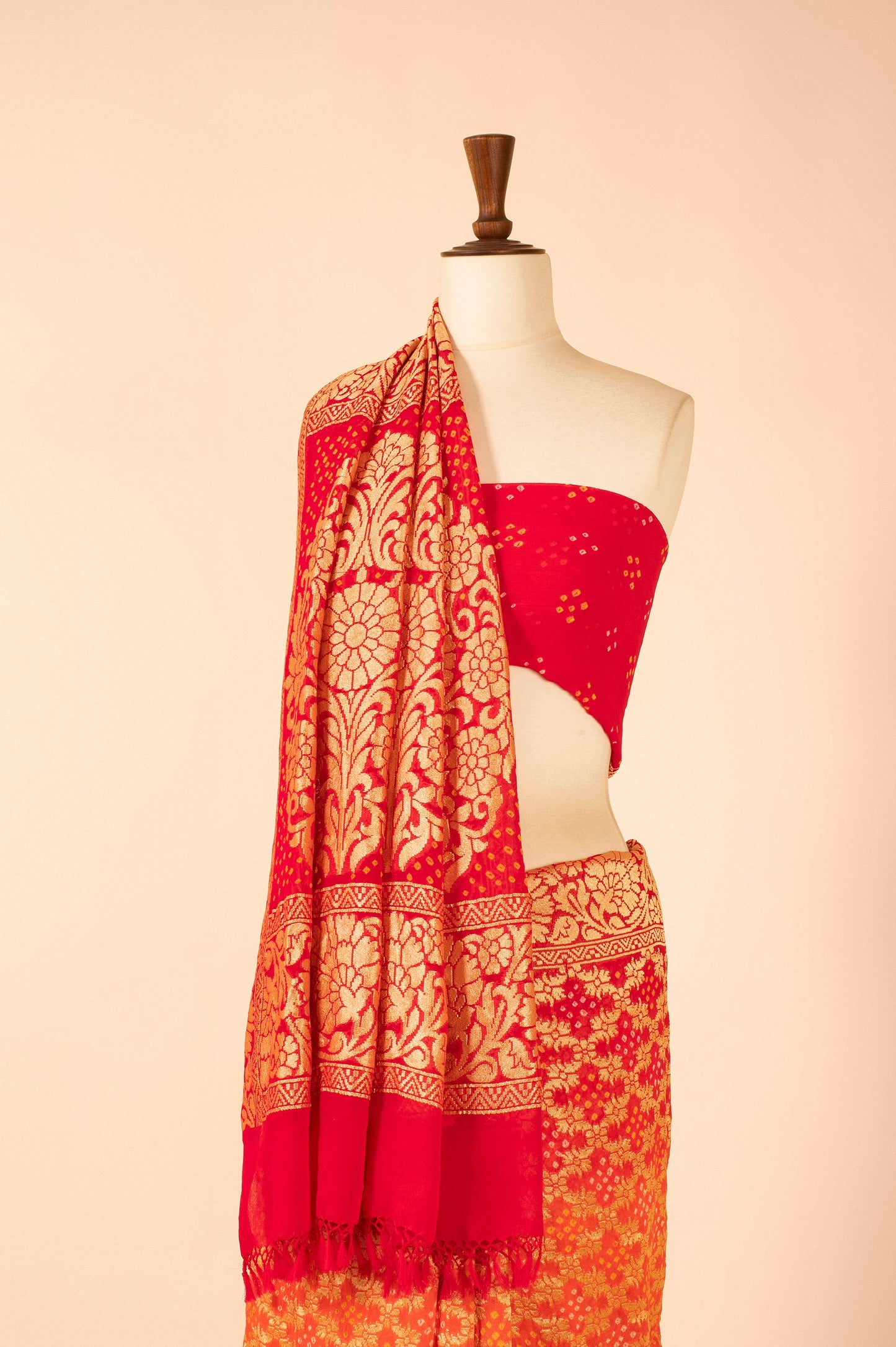 Handwoven Red and Orange Georgette Bandhani Sari