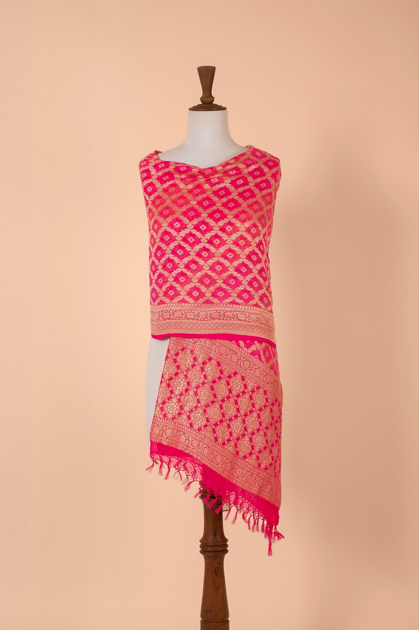 Handwoven Pink Georgette Dupatta