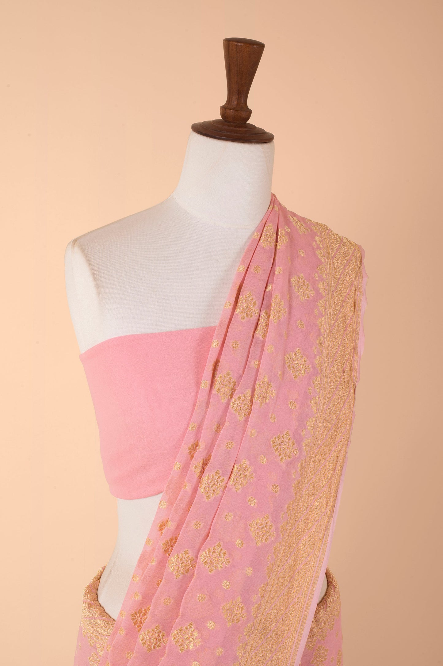 Handwoven Pink Georgette Sari