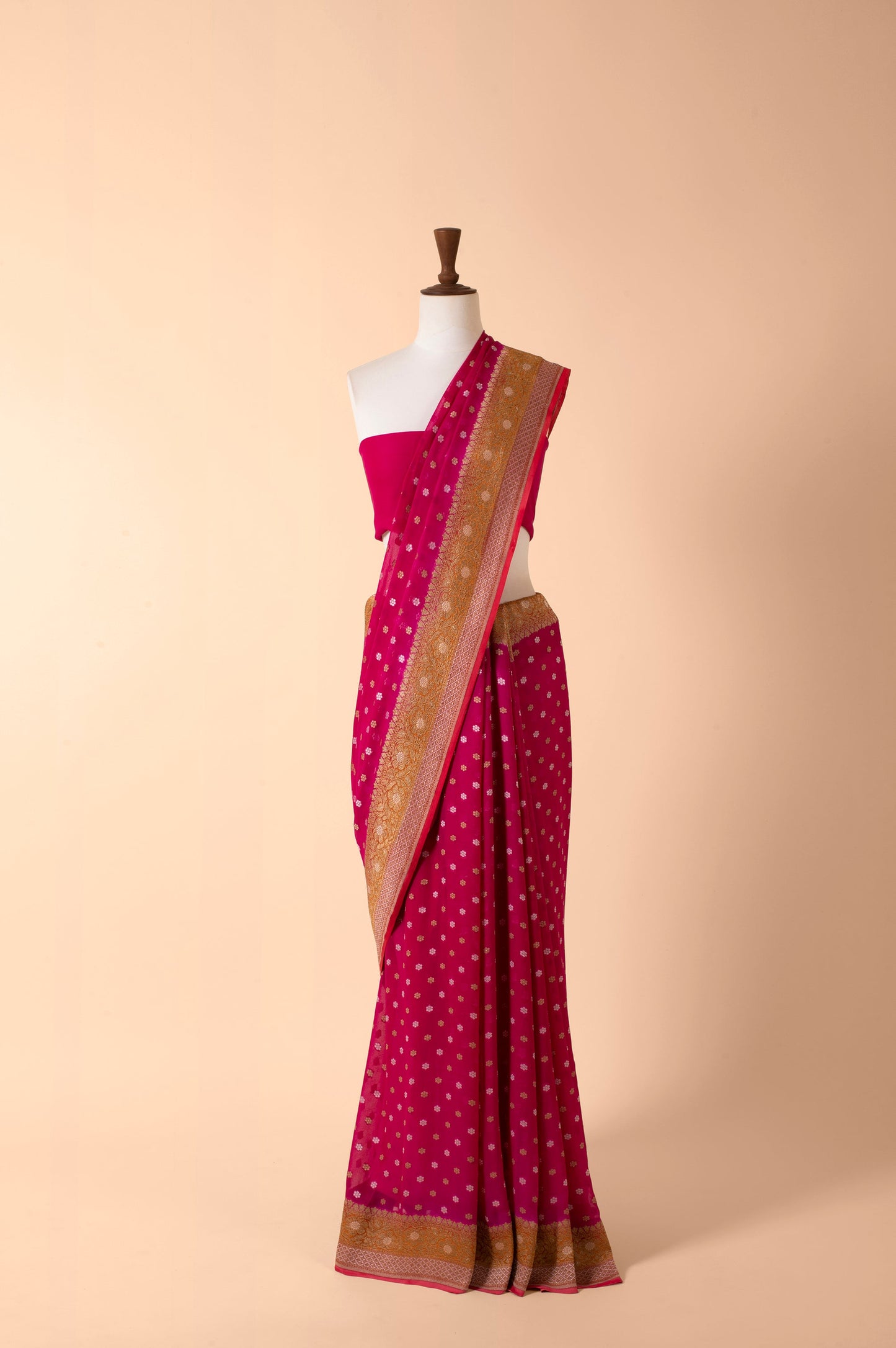 Handwoven Pink Georgette Sari