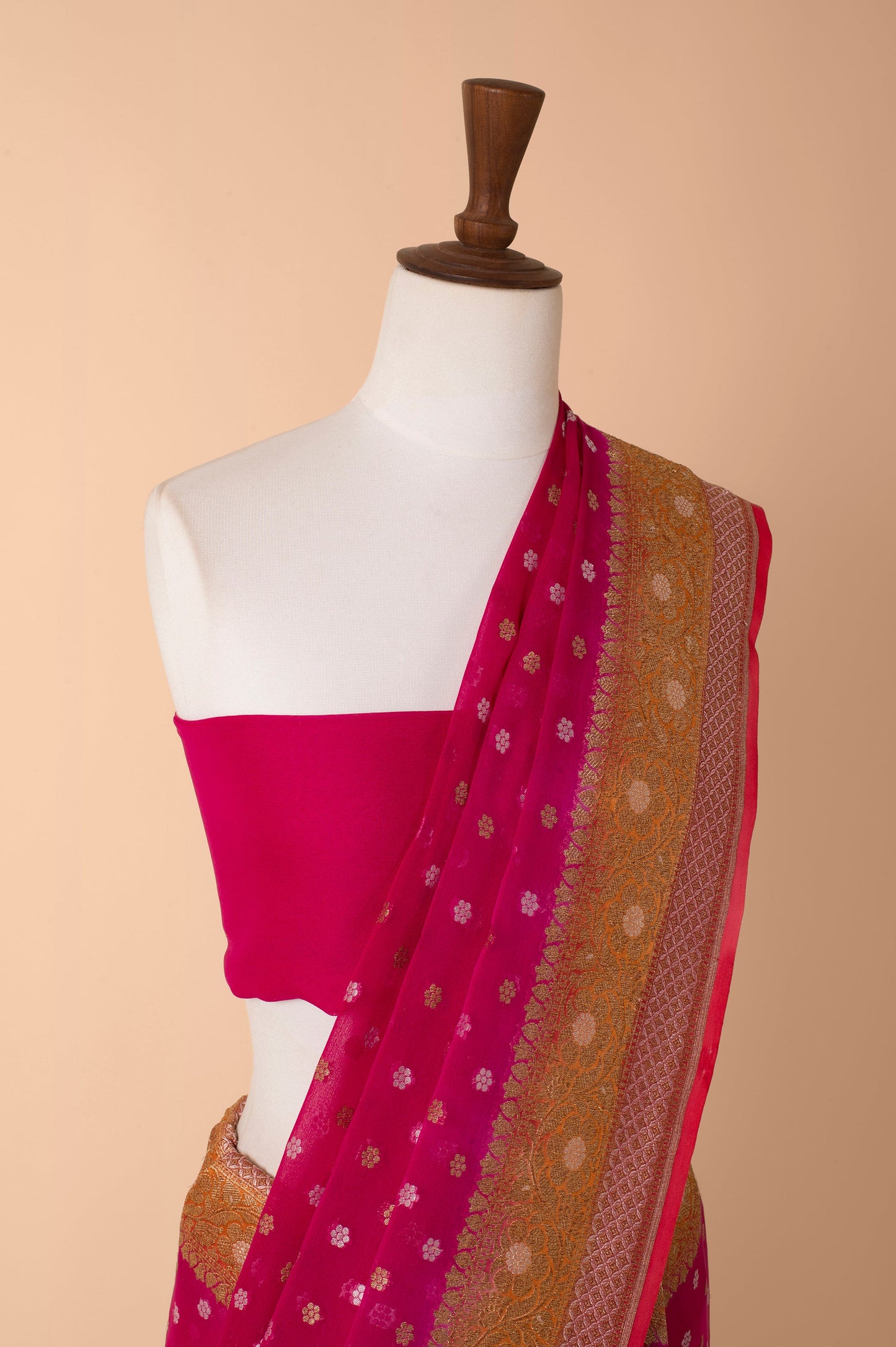 Handwoven Pink Georgette Sari