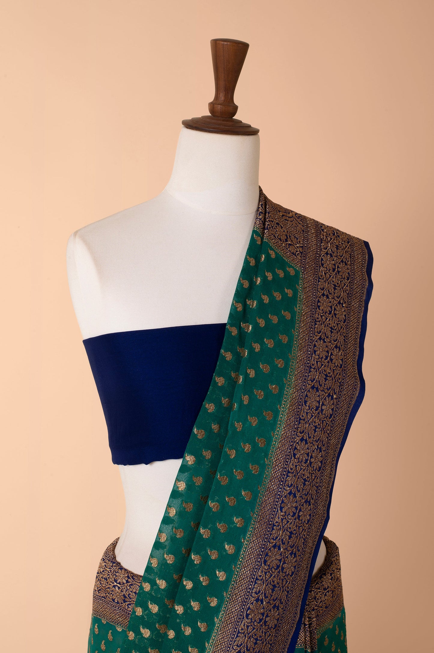 Handwoven Green Georgette Sari