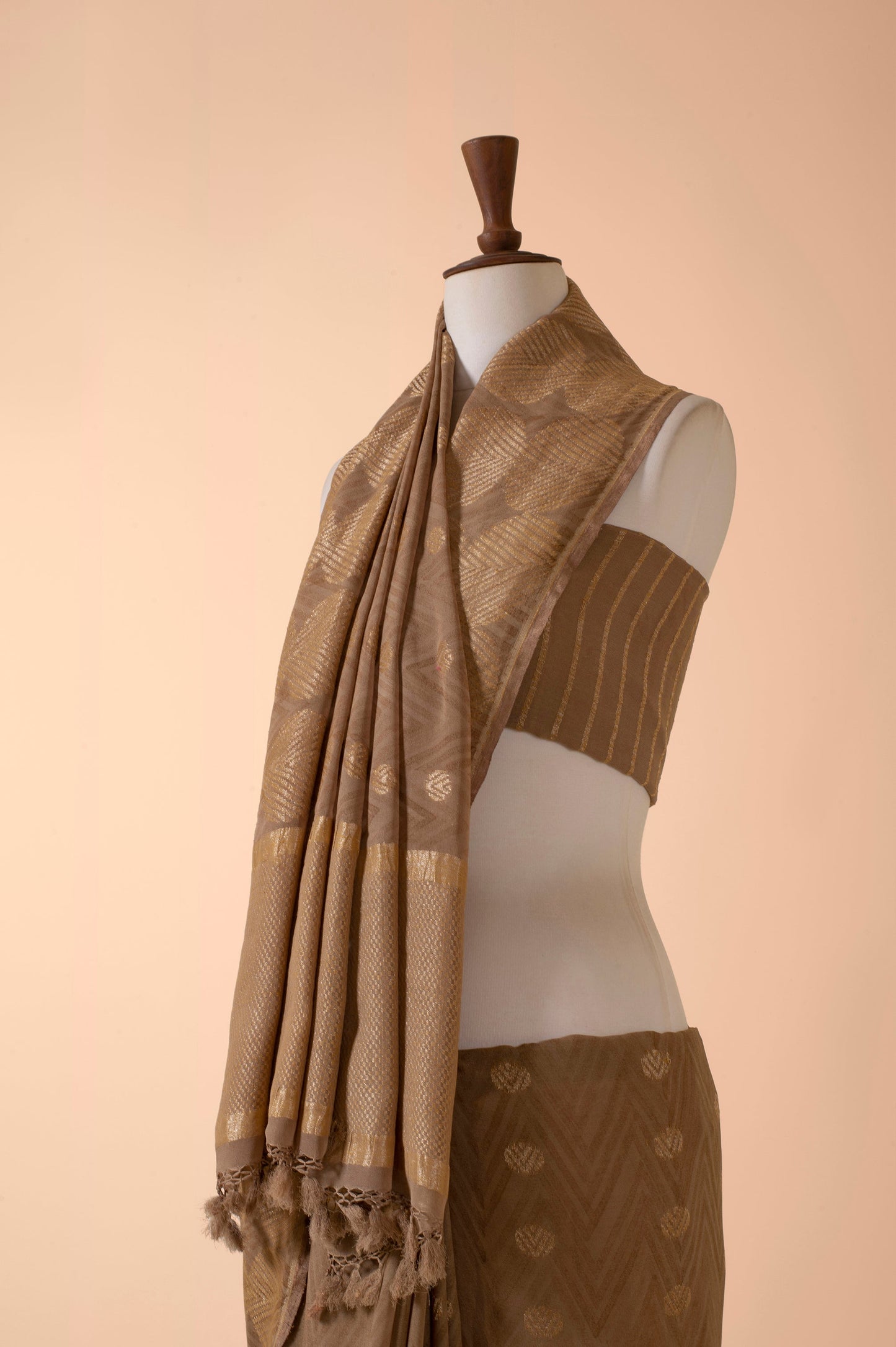 Handwoven Beige Georgette Sari