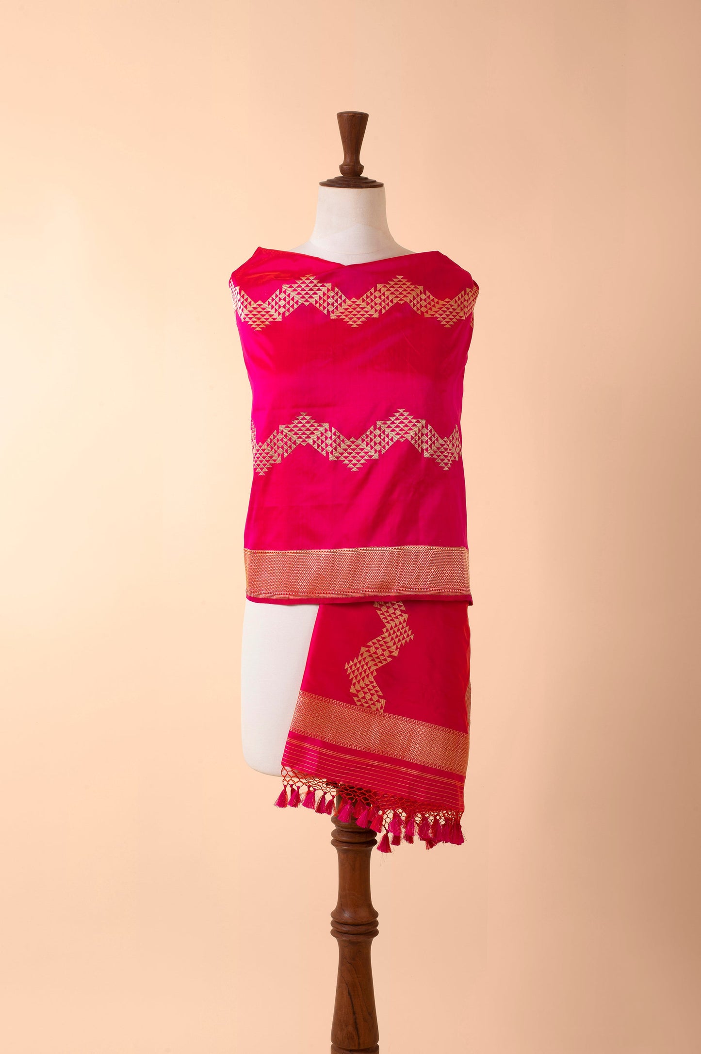 Handwoven Pink Silk Dupatta