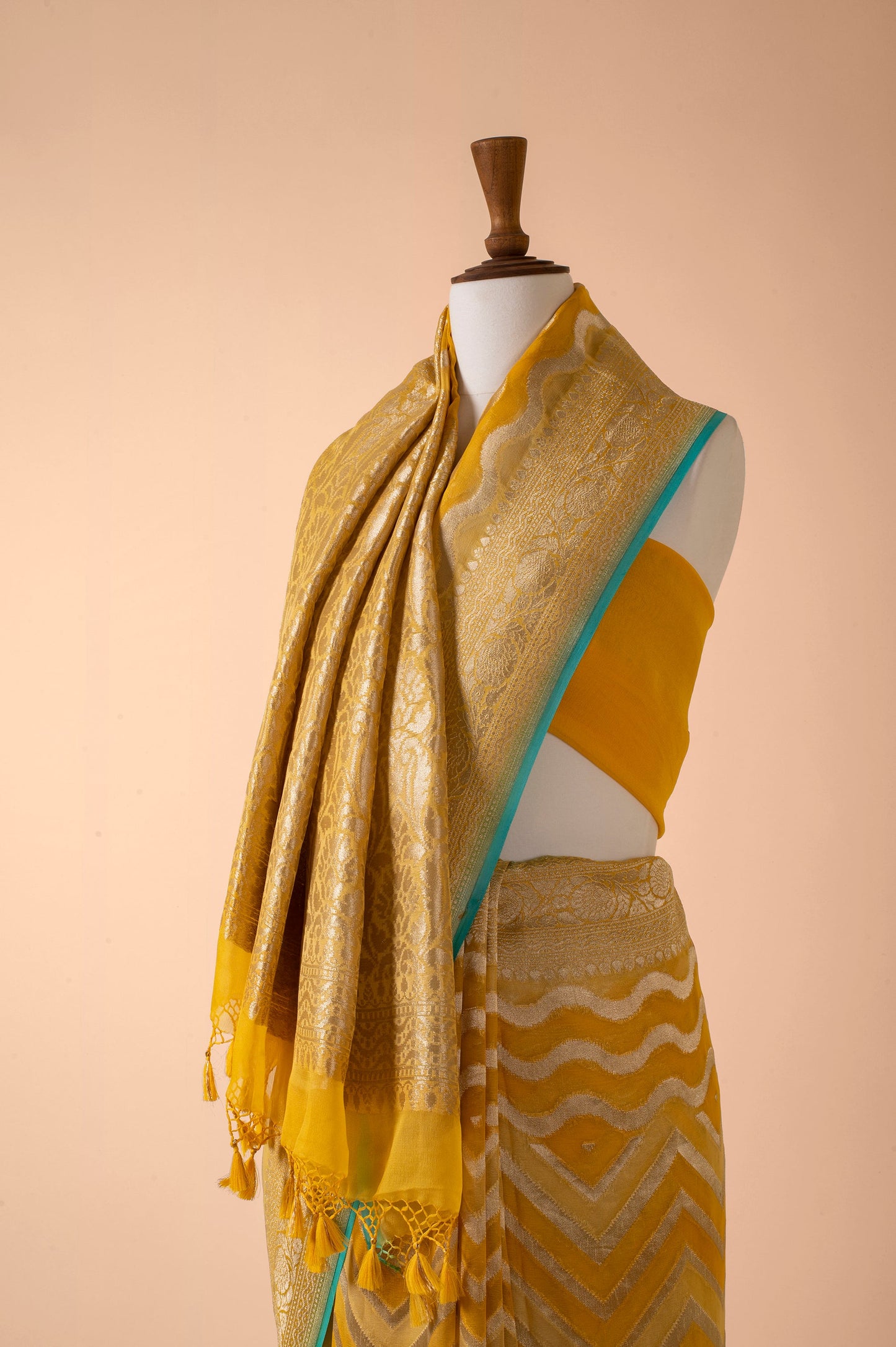 Handwoven Yellow Georgette Sari