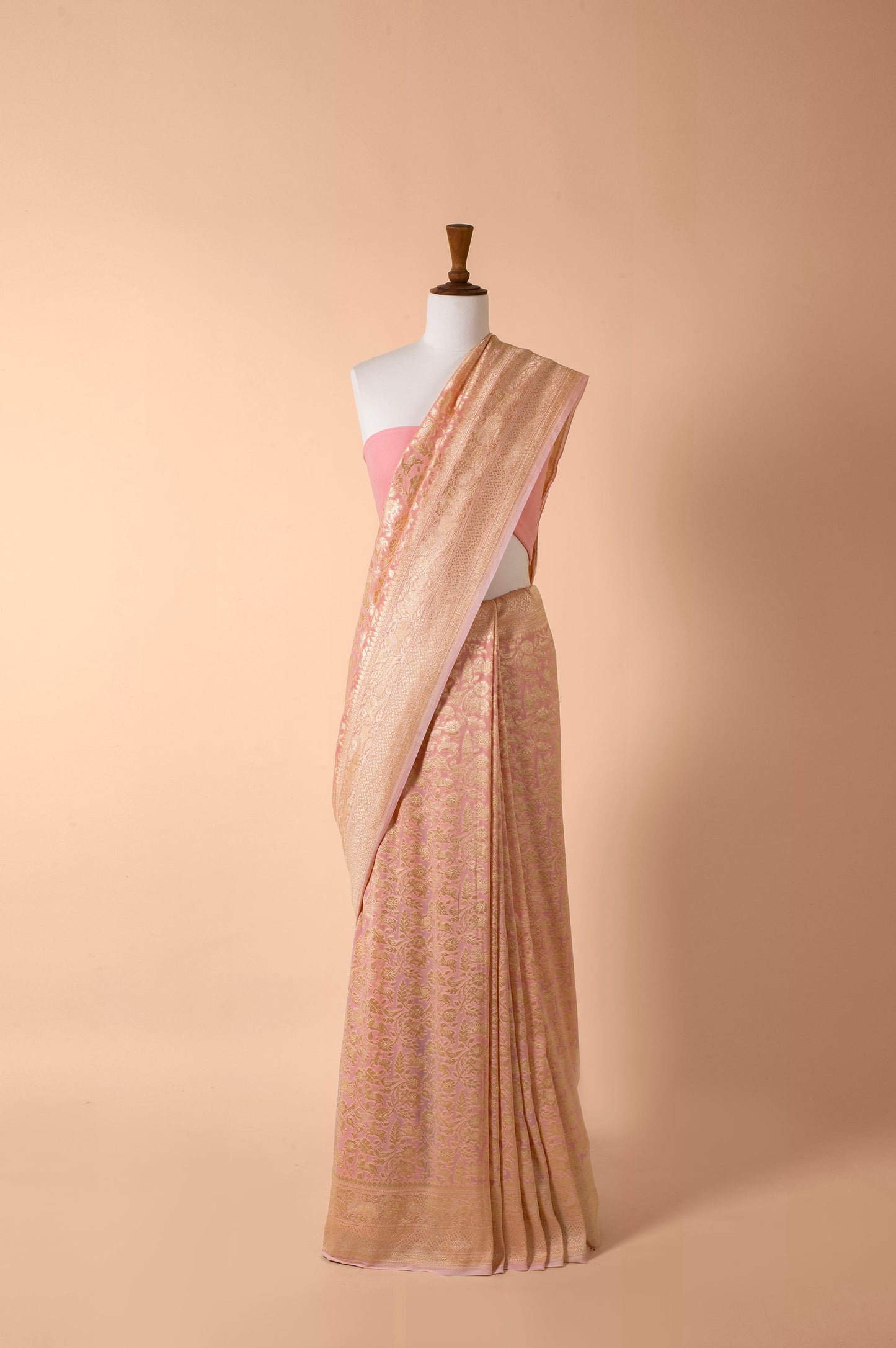 Handwoven Pink Georgette Sari