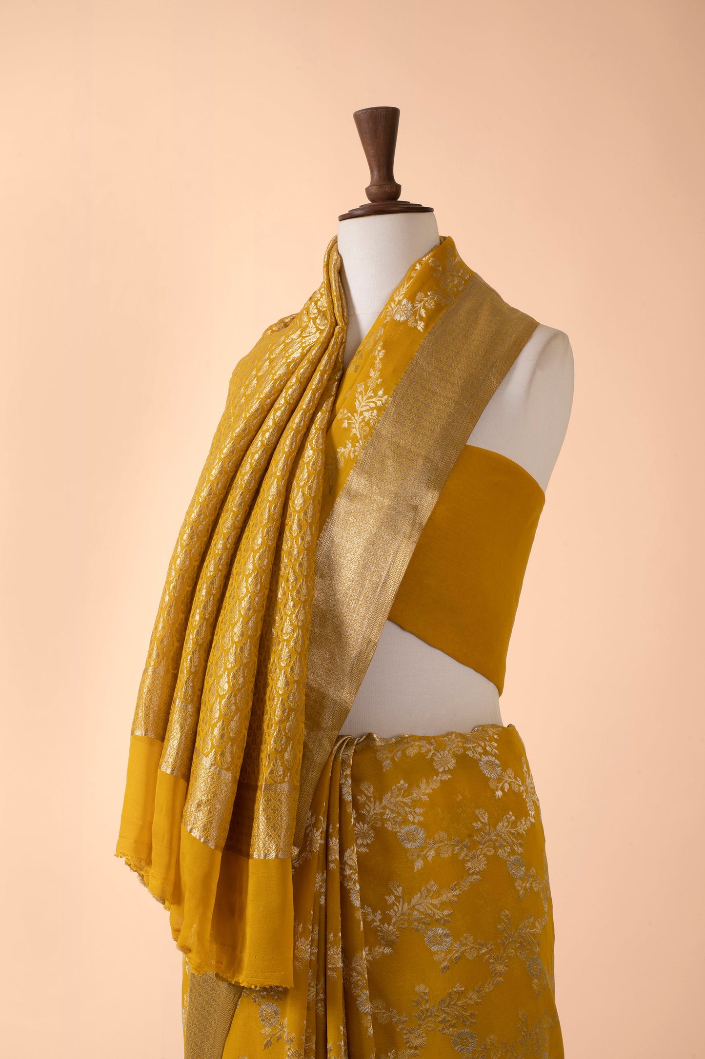 Handwoven Yellow Georgette Sari